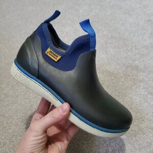 BOGS Little Kids Size 1 Riley Low Top Slip-On Waterproof Rubber Ankle Boots Navy